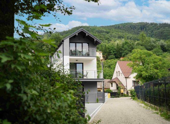 Apartamenty Nadrzeczna